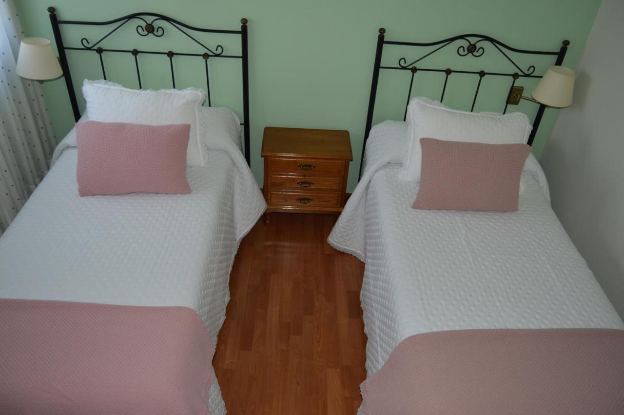 Hotel Restaurante Val Antas de Ulla Bagian luar foto