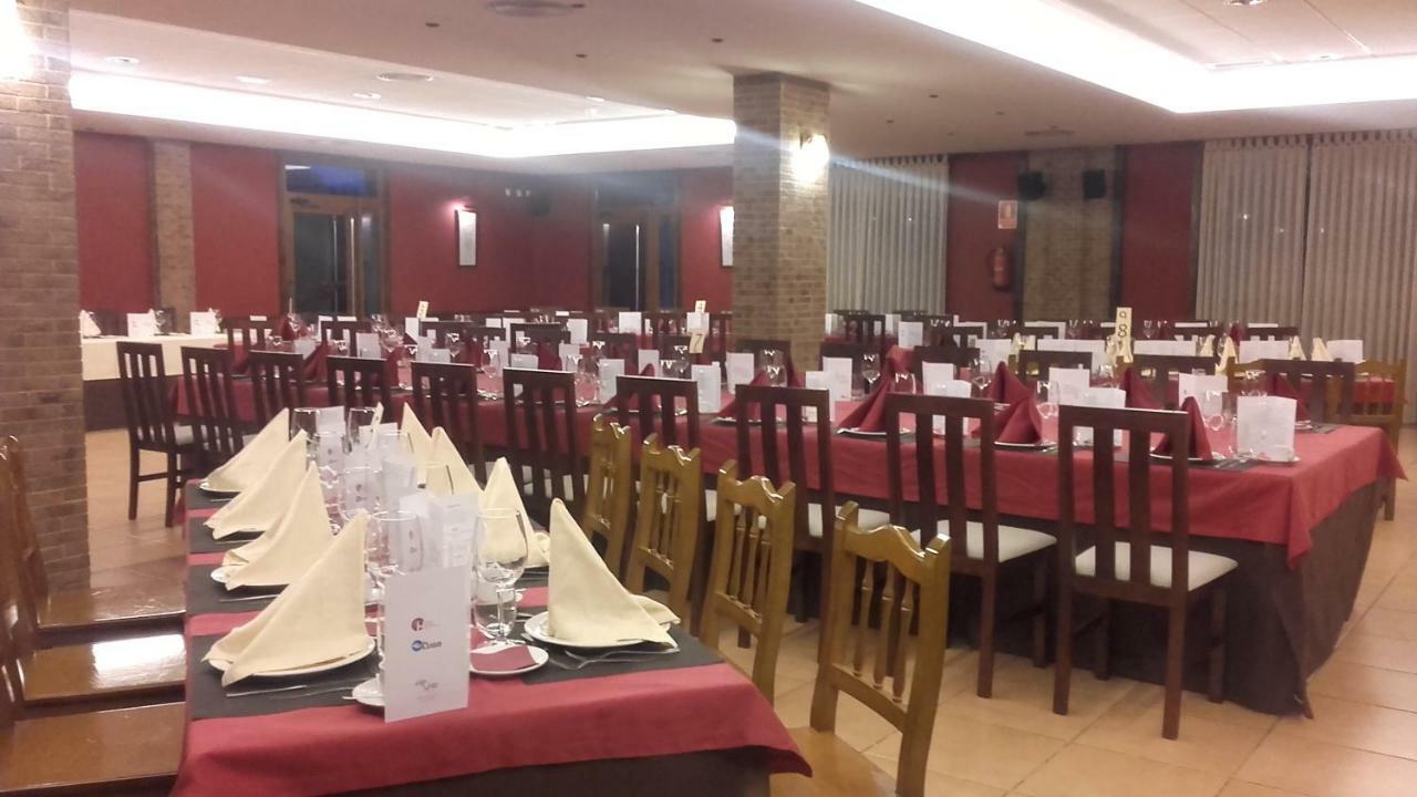 Hotel Restaurante Val Antas de Ulla Bagian luar foto